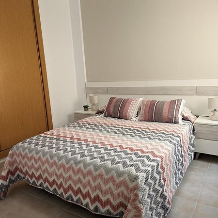 Apartamento Las Palmeras - Con Terraza, Barbacoa, Aire Acondicionado Y A 250M De La Playa! Los Alcázares Exteriör bild