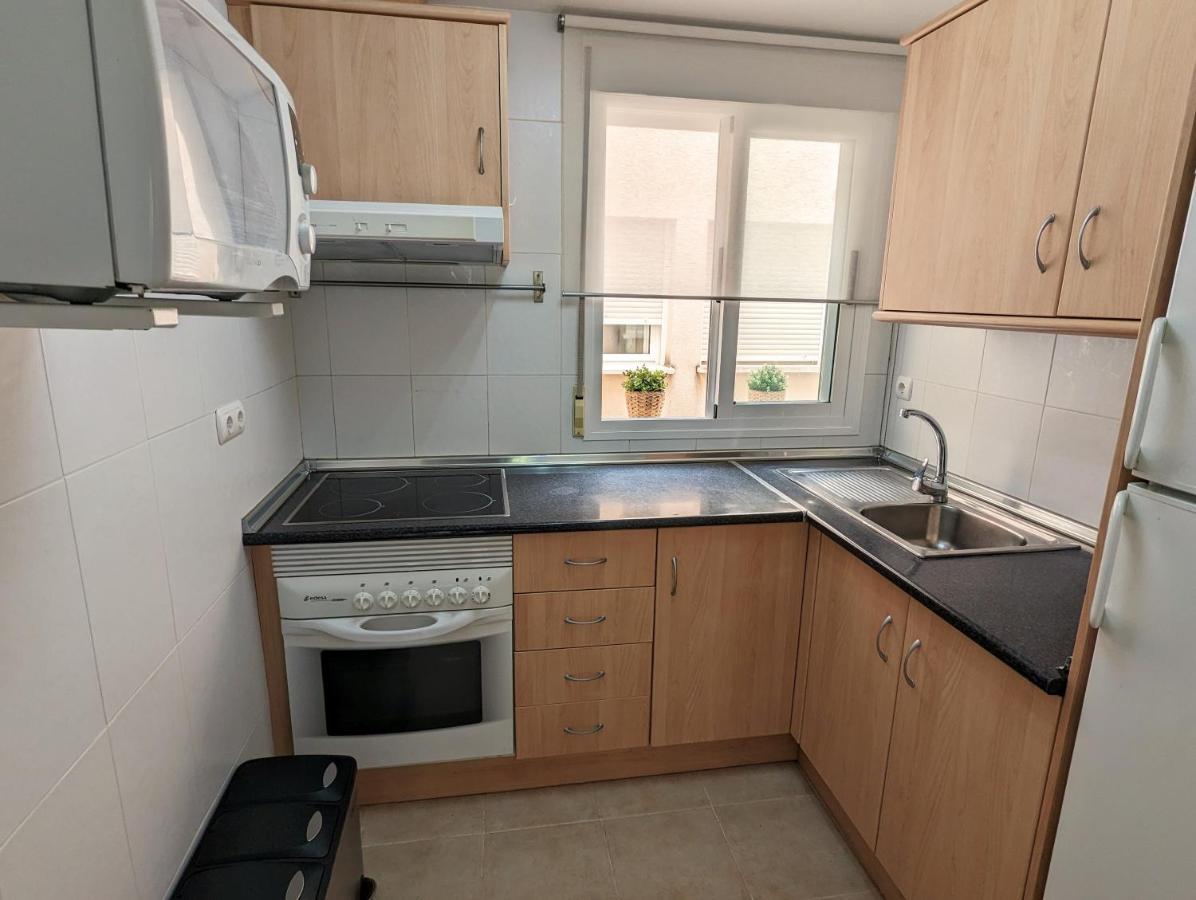 Apartamento Las Palmeras - Con Terraza, Barbacoa, Aire Acondicionado Y A 250M De La Playa! Los Alcázares Exteriör bild