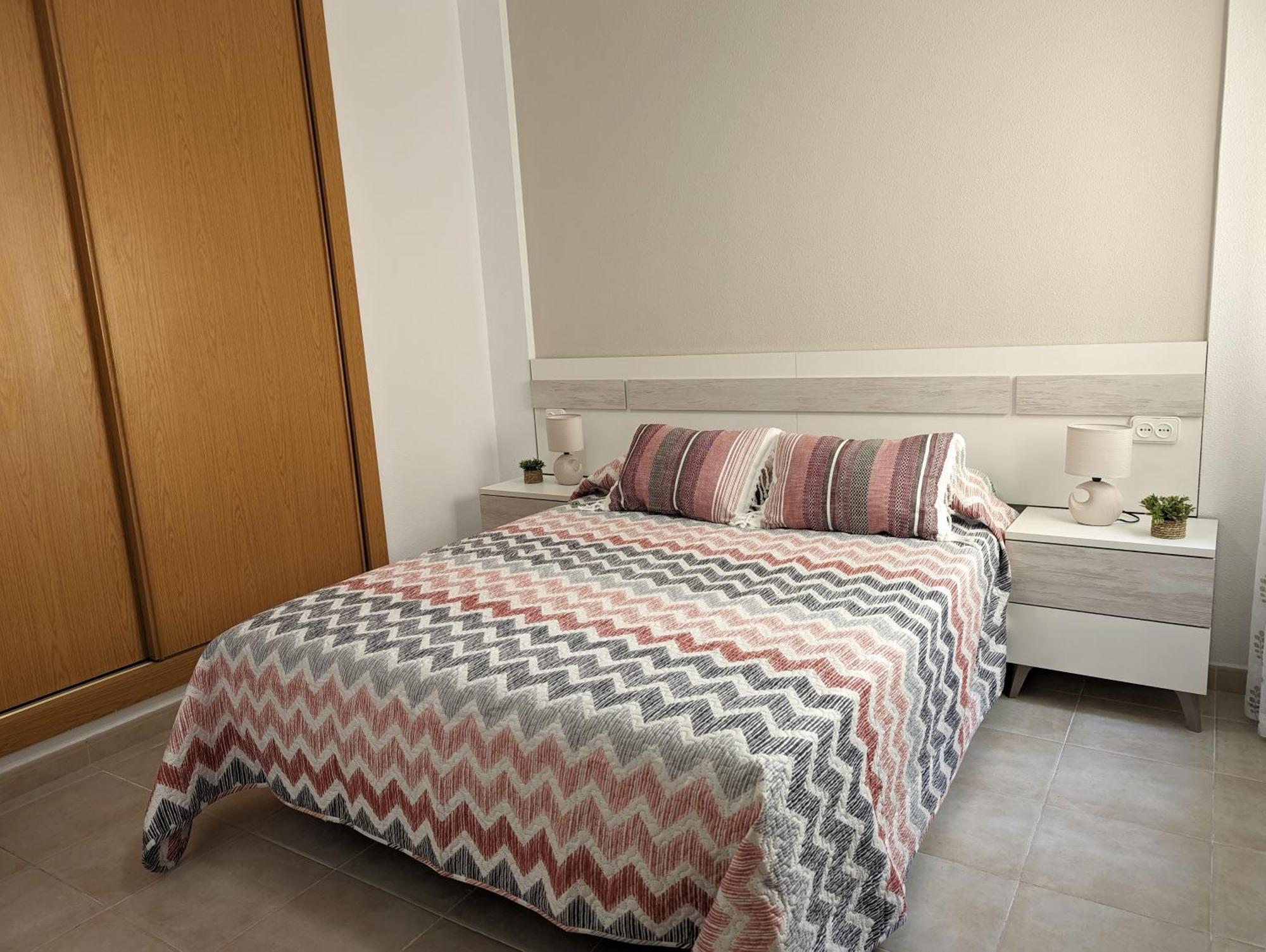 Apartamento Las Palmeras - Con Terraza, Barbacoa, Aire Acondicionado Y A 250M De La Playa! Los Alcázares Exteriör bild